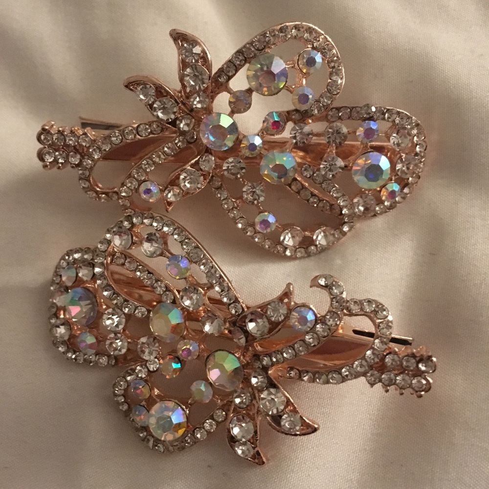 Sparkly hair clips